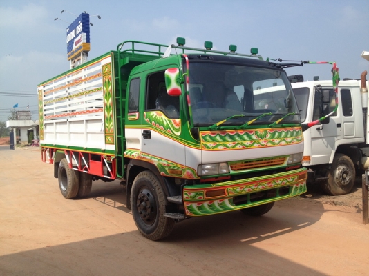 รุ่นขายดีครับ DECA เครื่อง 6hh 210 แรงม้า กระบะดั้ม 6 ตั้นดั้มเกษตร ยาว 4.80 เมตร กว้าง 2.30 เมตร สูง1.60 เมตร ทำใหม่ทั้งคันสภาพเหมือนรถใหม่ป้ายแดงพร้อมทะเบียนครับ