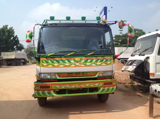 รุ่นขายดีครับ DECA เครื่อง 6hh 210 แรงม้า กระบะดั้ม 6 ตั้นดั้มเกษตร ยาว 4.80 เมตร กว้าง 2.30 เมตร สูง1.60 เมตร ทำใหม่ทั้งคันสภาพเหมือนรถใหม่ป้ายแดงพร้อมทะเบียนครับ