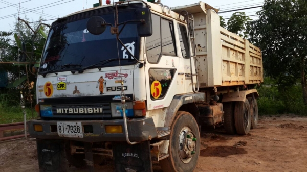 Mitsu คุณหลงFN528 URO1 เครื่อง 6D17 ดั้ม2เพลา 10สปีด เบรคทิฟฟี่ใหญ่ กะมีTFเทอโบอีกคันครับ ราคาเท่ากัน