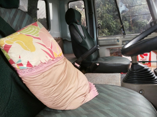 **730,000 บ.ต่อรอง**ขาย6ล้อดั๊ม ISUZU ROCKY FRR11L 175HP เครื่อง6BG1 175แรงวางมาใหม่(ลงเล่ม) ฟิต ไม่เยิ้มไม่หลวม พ.พาวเวอร์ เบรคทริฟฟี่ แอร์ กระบะดั๊มเหล็กสภาพดีพื้นดีไม่ผุข้างมีผุนิดหน่อย หัวสวยไม่ผภายในดีคอนโซลครบ ช่วงล่างแน่นคัสซีดีใหญ่ไม่ผุไม่บวม มีตำ