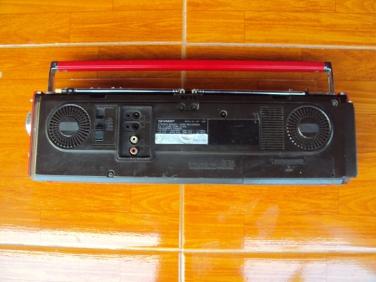 ขายวิทยุ-เทปหูหิ้วแนว Vintage สามตัวครับสภาพสวยทุกตัว ขายวิทยุ-เทปหูหิ้วแนว Vintage สามตัวครับสภาพสวยทุกตัว