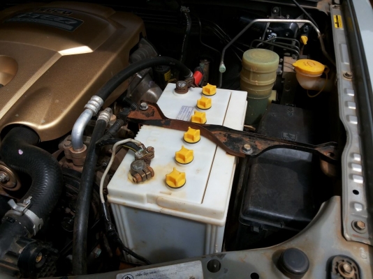 ***ขายแล้วครับขอบคุณ Truck2hand ขาย D-MAX HILANDER 2.5 Ddi i-TEQ GOLD Series ปี51/08 บางเดิมทั้งคัน ใช้งานน้อย ไมล์8x,xxx แท้ ช่วงล่างแน่น ยางสวย ภายในครบ แอร์เย็น พ.พาวเวอร์ AIRBAG/ABS เซ็นทรัลล็อก กระจกไฟฟ้า ปรับข้างไฟฟ้า การ์ดกันแมลง บันไดข้าง รถไม่ค่อ