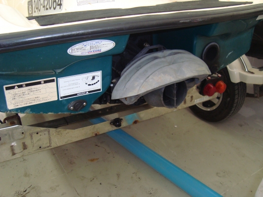 ขาย jetski seadoo gtx 760 มีเกียร์ถอยหลังพร้อมเทนเลอร์ เทนเลอร์เป็นเทนเลอร์นอกครับติดมากับเรือ