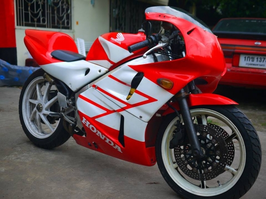 ขาย Nc30 พร้อมทะเบียนแท้จัดไฟแนนท์ได้ แฟริ่งแต่ง RVF พร้อมตูดมด ราคา 88000 รถเครื่องดีมากใครสนใจติดต่อเลย
