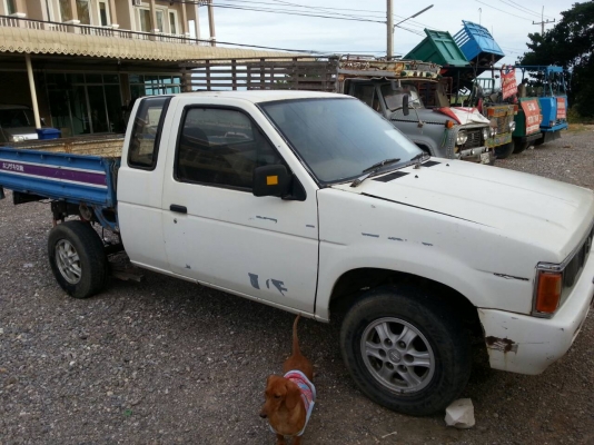 นิสัน กะบะลอย นิสัน กะบะลอย