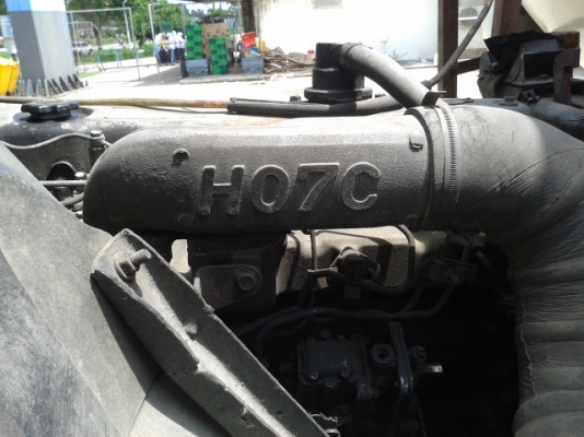 รถสิบล้อบรรทุกน้ำมัน 16000ลิตร 4 ช่อง  พร้อมใช้งาน