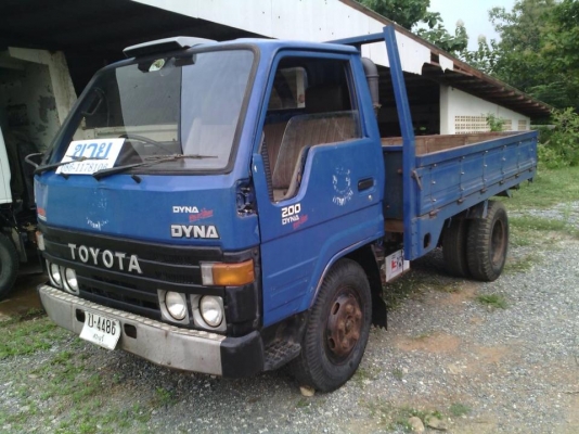 ขาย TOYOTA 6 ล้อ รถบ้าน ราคาถูกสุดๆ 320,000 บ.