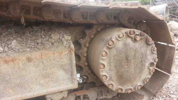 ขาย komatsu pc200 บูมยาว&rlm;