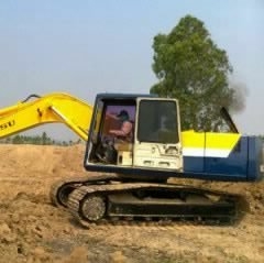 รถขุด KOMATSU PC200-5 เครื่องดี ปั้มดี รถพร้อมใช้งาน มีทะเบียน