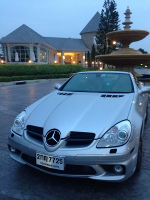 ขายด่วน ขายถูก Benz SLK200 ของแท้ไม่ใช่รถประกอบแน่นอน ชั่วโมงการทำงานแค่12,000 สภาพดีดีมากๆ สนใจสอบถามรายละเอียดเพิ่มได้ที่ 087-3310254 เจี๊ยบค่ะ