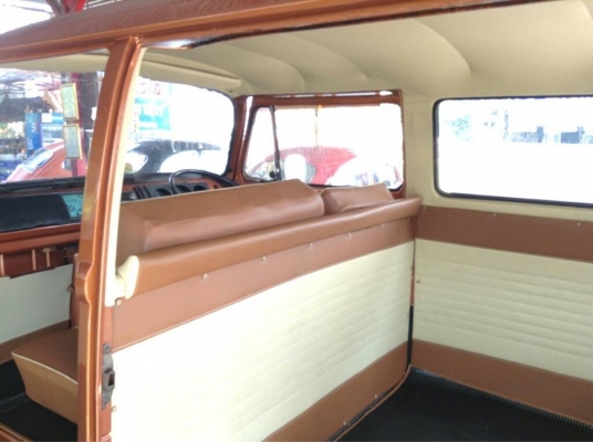 ขาย VW ตู้แตงโม เลี้ยวล่าง ปี 70 สีส้มอิฐ