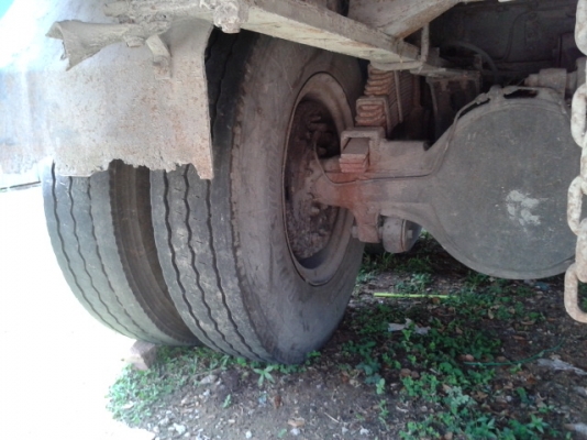 สิบล้อหัวยาว  1  เพลา สภาพรถสวย  พร้อมใช้งาน