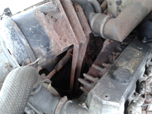 สิบล้อหัวยาว  1  เพลา สภาพรถสวย  พร้อมใช้งาน