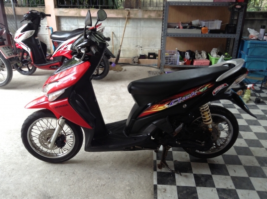 ขาย!!!ฮอนด้าคลิ๊ก ปี50 รถเครื่องดีคับ มีเล่มทะเบียนครบ ภาษีไม่หมด