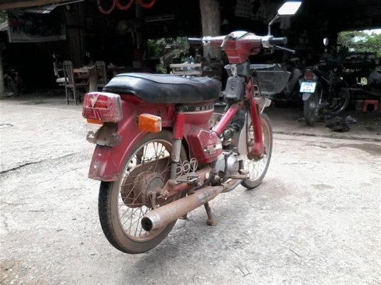 ขายฮอนด้า C700 เครื่องดีพร้อมใช้โครงไม่ผุรถไม่มีเล่มออกใบซื้อขายให้ ขาย 4900 บาท