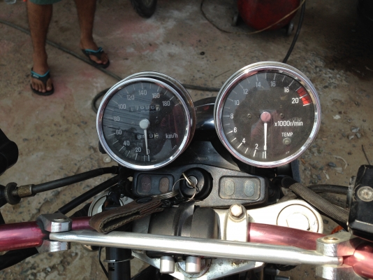 ขายด่วน yamaha ZR400C มีทะเบียนถูกมากๆๆร้อนเงินครับ ขายด่วน yamaha ZR400C มีทะเบียนถูกมากๆๆร้อนเงินครับ