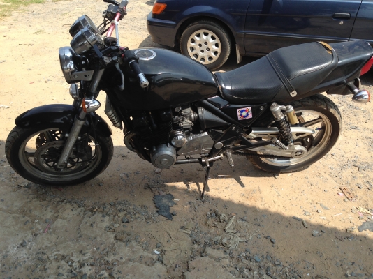 ขายด่วน yamaha ZR400C มีทะเบียนถูกมากๆๆร้อนเงินครับ ขายด่วน yamaha ZR400C มีทะเบียนถูกมากๆๆร้อนเงินครับ