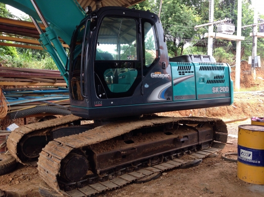 รถแบ็คโค KOBELCO MARK8 SUPER SK200 YN-12