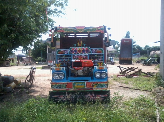 อีแต่นขายพร้อมเครื่อง 14 แรง เฟืองท้ายใหญ่/เกียร์2ลูก แชทซีหน้า5 โทร 081-0745778