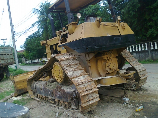 รถแทรคเตอร์ตีนตะขาบ CAT D4H รถสวย มีทะเบียนครบ