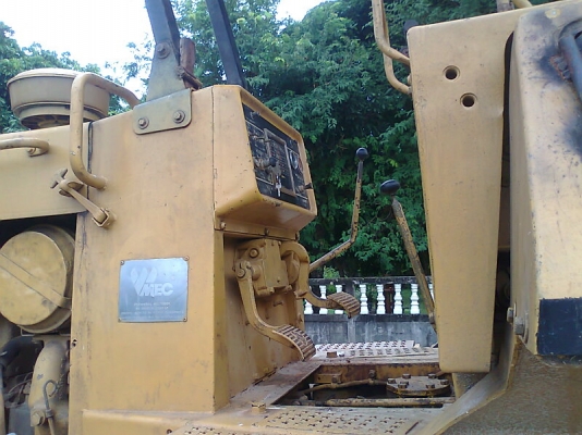 รถแทรคเตอร์ตีนตะขาบ CAT D4H รถสวย มีทะเบียนครบ