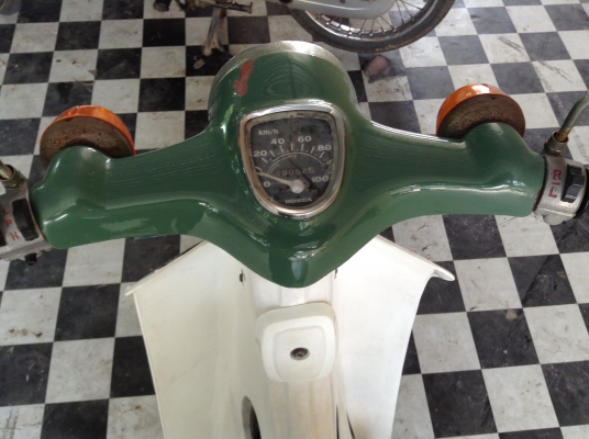 ขาย!!!ซี65 รถเครื่องดีคับ สีสวย มีทะเบียนและเอกสารโอน ขับขี่ดีคับ พร้อมใช้