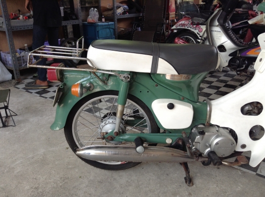 ขาย!!!ซี65 รถเครื่องดีคับ สีสวย มีทะเบียนและเอกสารโอน ขับขี่ดีคับ พร้อมใช้