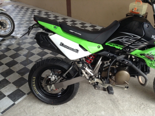 (((ขายปลีกและราคาส่งทุกคันคับ)))ขาย!!!KSRตัวใหม่ ปี54 รถเครื่องดีคับ มีเล่มทะเบียนครบ ภาษีไม่หมด