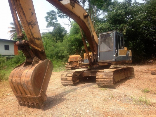 ขายแม๊กโครKOBELCO SK  200-2มาคทูรถสวยพร้อมใช้เครื่องปั้มแน่นแรงไวเอกสารอินวอย