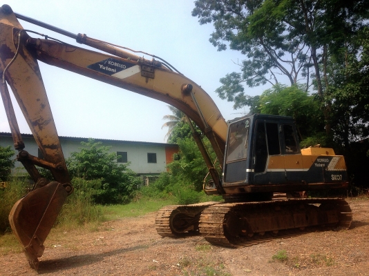 ขายแม๊กโครKOBELCO SK  200-2มาคทูรถสวยพร้อมใช้เครื่องปั้มแน่นแรงไวเอกสารอินวอย