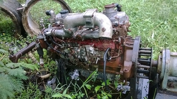 เครื่องสูบน้ำ ยี่ห้อ HINO รุ่นEH700 ขนาด 168 แรงม้า