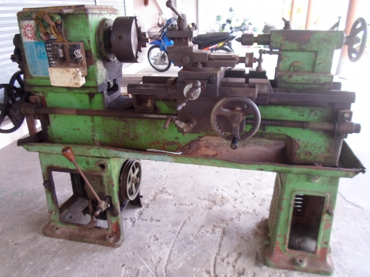 แท่นกลึง 4 ฟุต   ต้าชิง พร้อมใช้้ 40,000  มอเตอร์ใช้ไฟบ้าน