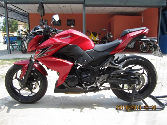 ขายz250 ปี 2013 สีแดง