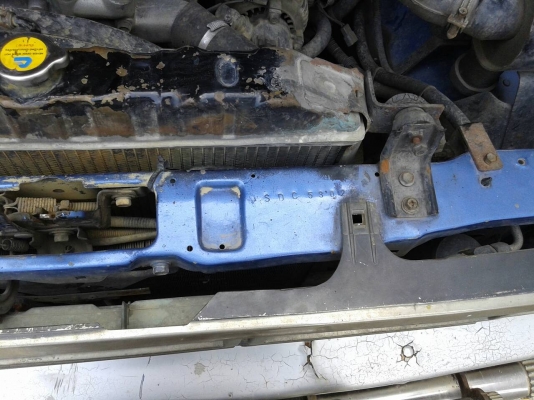 นิสสัน บิ๊กเอ็มแวน ปี 90