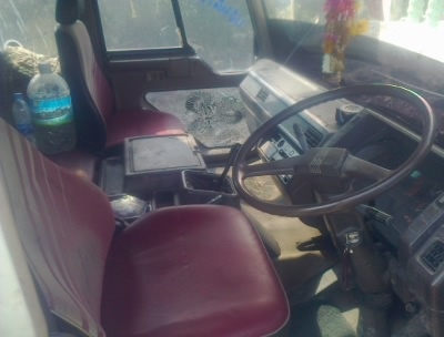 ขาย MITSUBISHI 2 เพลาดั้ม