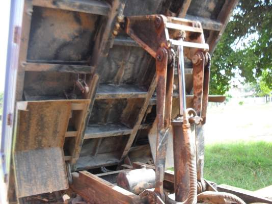 ISUZU NKR 100 แรง TURBO ดั๊ม SAMMIT ปี 47 ISUZU NKR 100 แรง TURBO ดั๊ม SAMMIT ปี 47