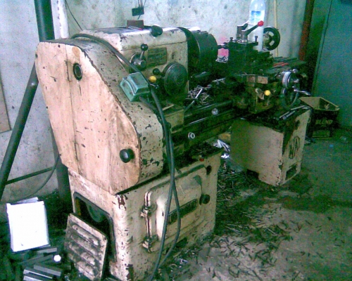 เครื่องกลึง NISHIMORI ญี่ปุ่น ขนาด 5 ฟุต รุ่น 3 เพลา(ขอบคุณ คุณวิโรจน์ สุพรรณบุรี ครับ) เครื่องกลึง NISHIMORI ญี่ปุ่น ขนาด 5 ฟุต รุ่น 3 เพลา(ขอบคุณ คุณวิโรจน์ สุพรรณบุรี ครับ)