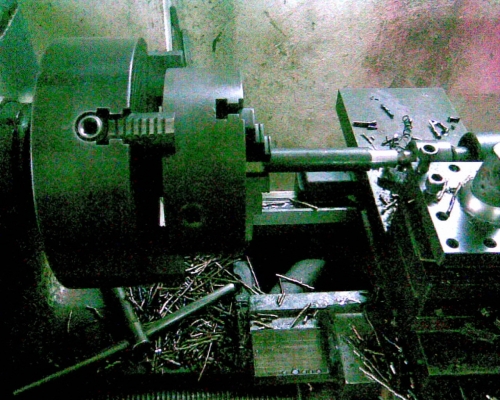 เครื่องกลึง NISHIMORI ญี่ปุ่น ขนาด 5 ฟุต รุ่น 3 เพลา(ขอบคุณ คุณวิโรจน์ สุพรรณบุรี ครับ) เครื่องกลึง NISHIMORI ญี่ปุ่น ขนาด 5 ฟุต รุ่น 3 เพลา(ขอบคุณ คุณวิโรจน์ สุพรรณบุรี ครับ)