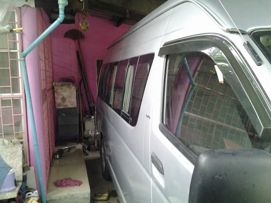 Toyota Commuter หลังคาสูง ปี 2005 Net. 6 แสน Toyota Commuter หลังคาสูง ปี 2005 Net. 6 แสน