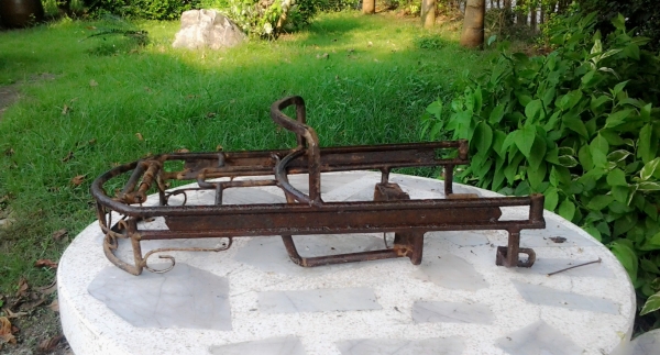 ขายตระแกรง yl2 แท้เก่าเก็บ 400 บาท ขายตระแกรง yl2 แท้เก่าเก็บ 400 บาท