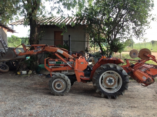 ขายรถไถ L2402 4wd