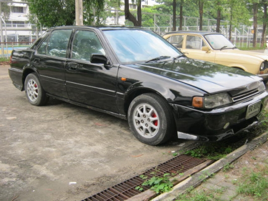 HONDA, ACCORD ปี89ใช้LPGแอร์เย็นสวย กุญแจรีโหมด39500ต่อรองได้