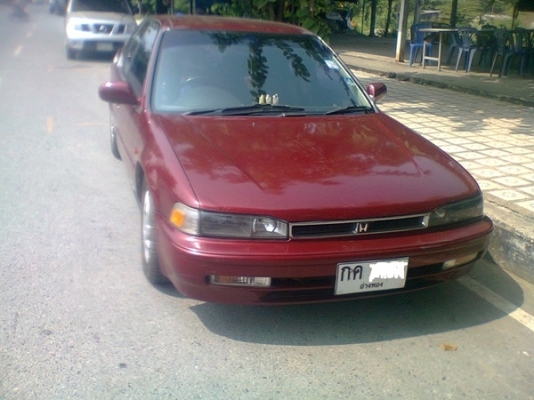 ขายรถเก๋งHonda Accord  ตาเพชร เกียร์ auto ปี 92 รถบ้าน