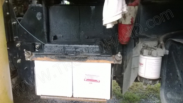 รถบรรทุก 6 ล้อติดเครน ยี่ห้อ HINO ติดเครน 5 ตัน 220 แรงม้า