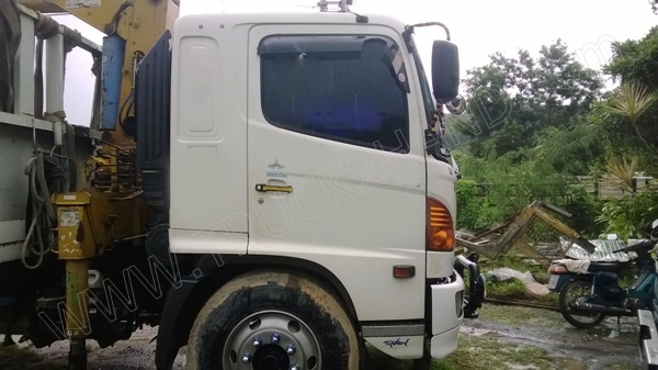 รถบรรทุก 6 ล้อติดเครน ยี่ห้อ HINO ติดเครน 5 ตัน 220 แรงม้า