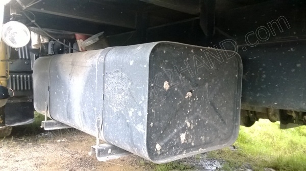 รถบรรทุก 6 ล้อติดเครน ยี่ห้อ HINO ติดเครน 5 ตัน 220 แรงม้า