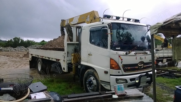 รถบรรทุก 6 ล้อติดเครน ยี่ห้อ HINO ติดเครน 5 ตัน 220 แรงม้า