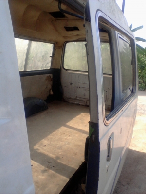 ขายแยกอะไหล่ รถตู้นิสสัน e23