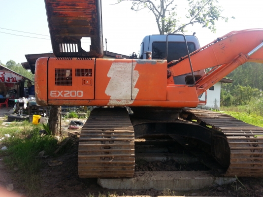 ขายอะใหล่ด่วน HITACHI EX200-3