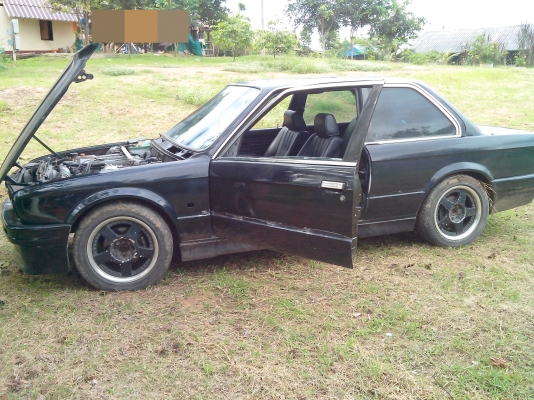 ขายbmw 318i สองประตู เครื่องsr20+lpg65000 ตามสภาพคับ